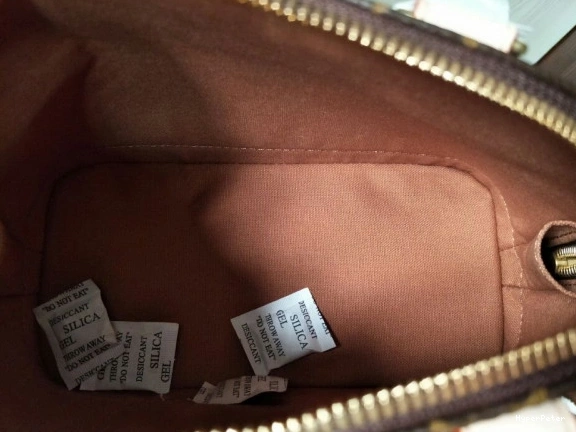 Louis BB ALMA Vuitton 0818